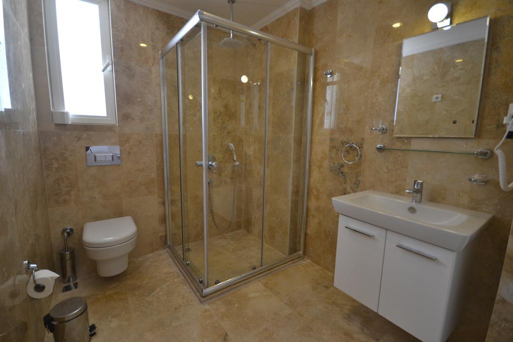 Kelebek Studio Apartments Kalkan Habitación foto